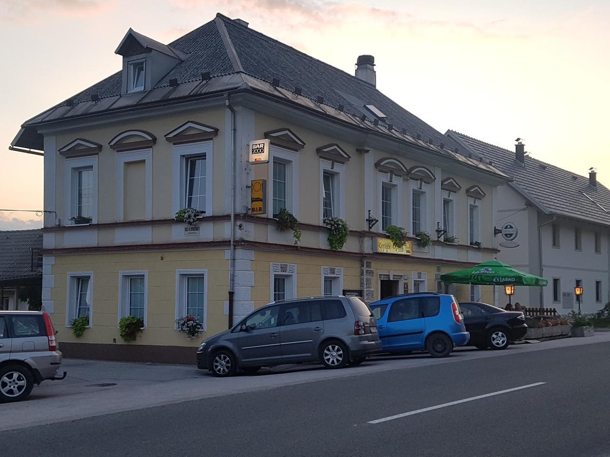 Guesthouse Osvald Zirovnica Exterior foto
